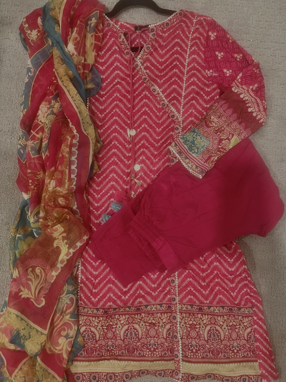 Pink Pakistani Kurta Set